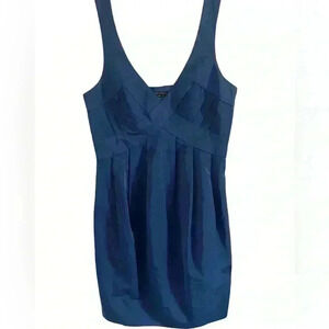 Elegant Blue Sleeveless Dress